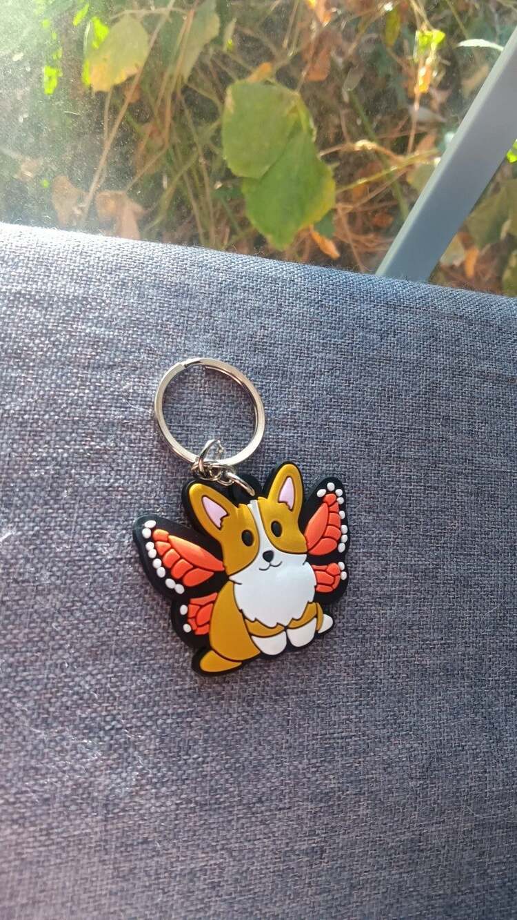 Adorable Butterfly Welsh Corgi Keychain!